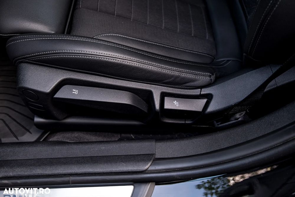 BMW Seria 3 320e xDrive Aut. Sport Line - 25