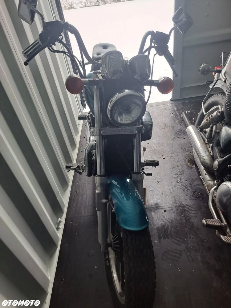 Honda VT - 9