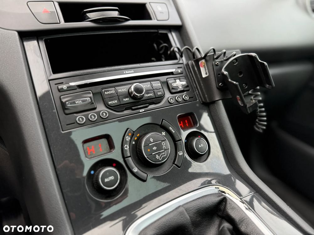 Peugeot 5008 2.0 HDi Business Line 7os - 28