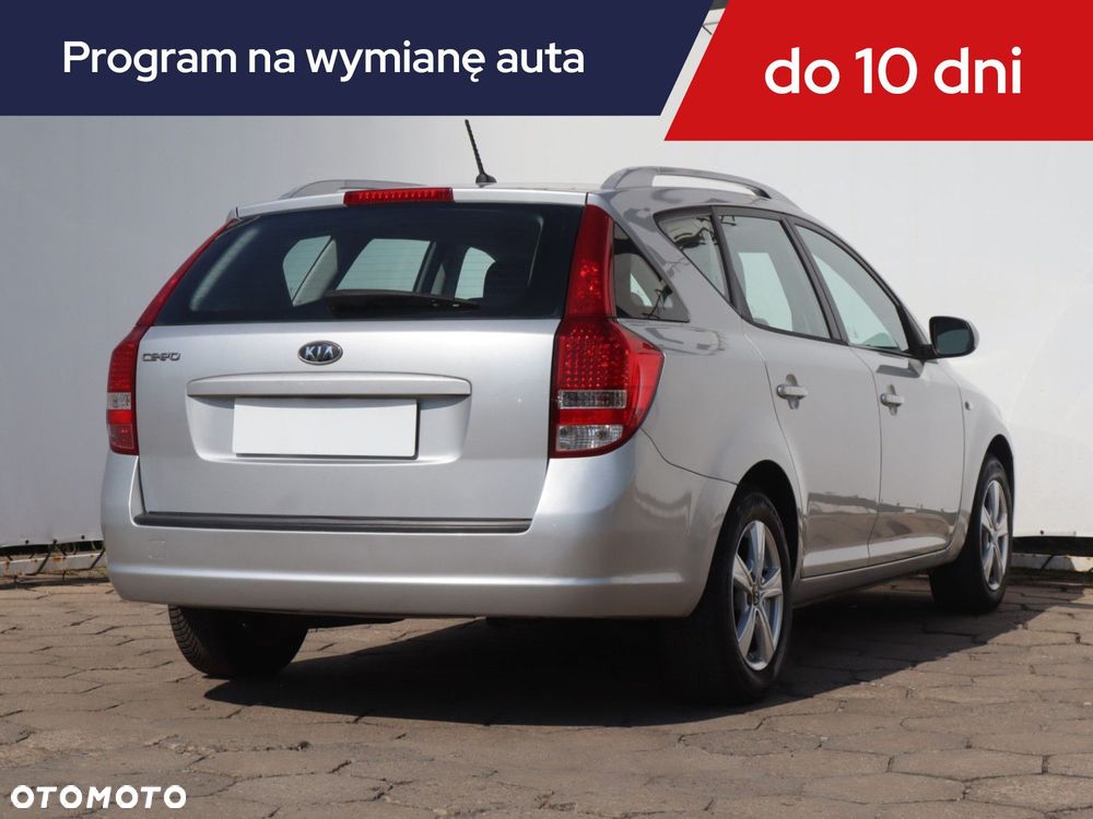 Kia Ceed - 7