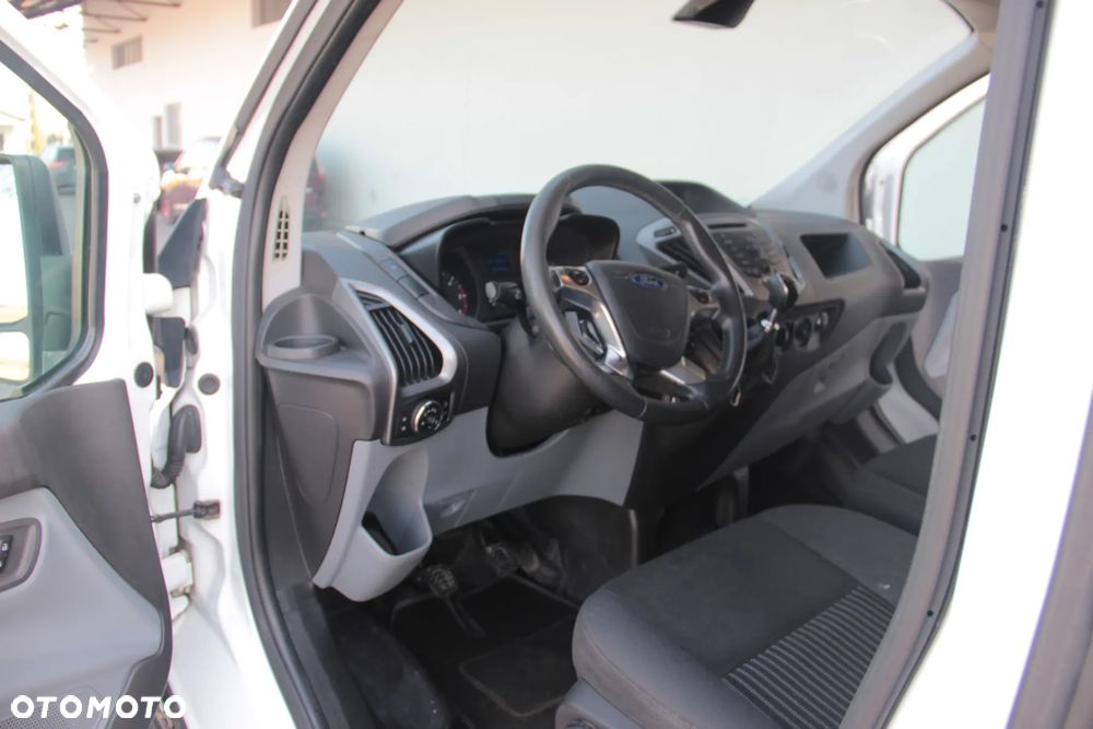 Ford Transit Custom Long - 27