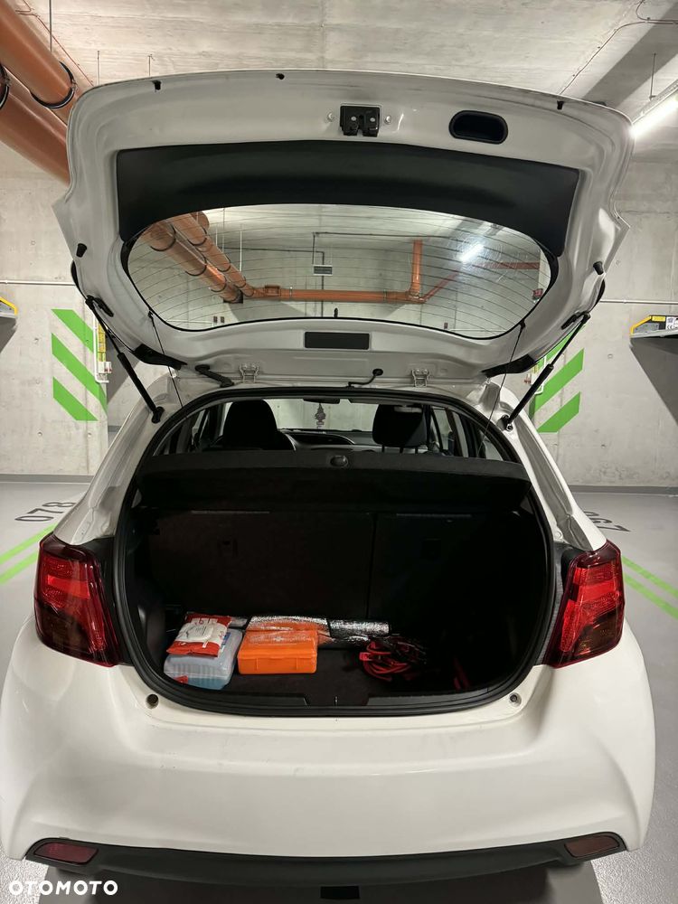 Toyota Yaris - 13