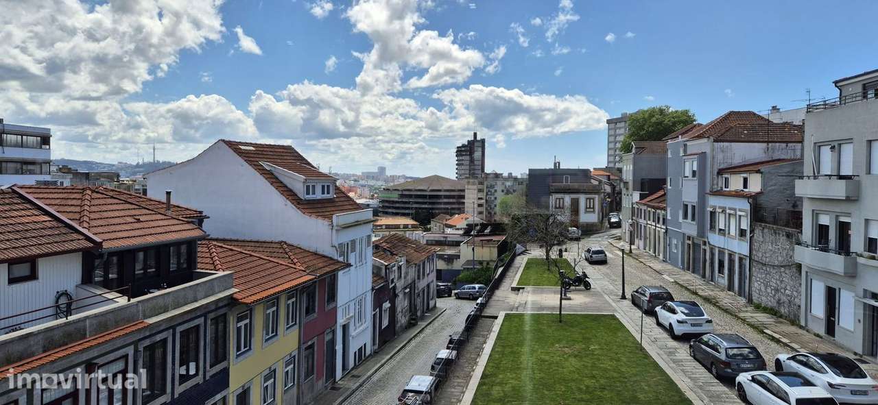 Apartamento T2 mobilado em R. Fontinha, Porto - Grande imagem: 4/11