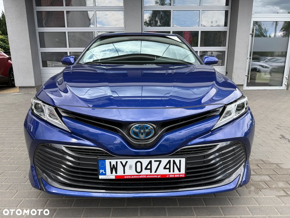 Toyota Camry 2.5 Hybrid Comfort CVT - 2
