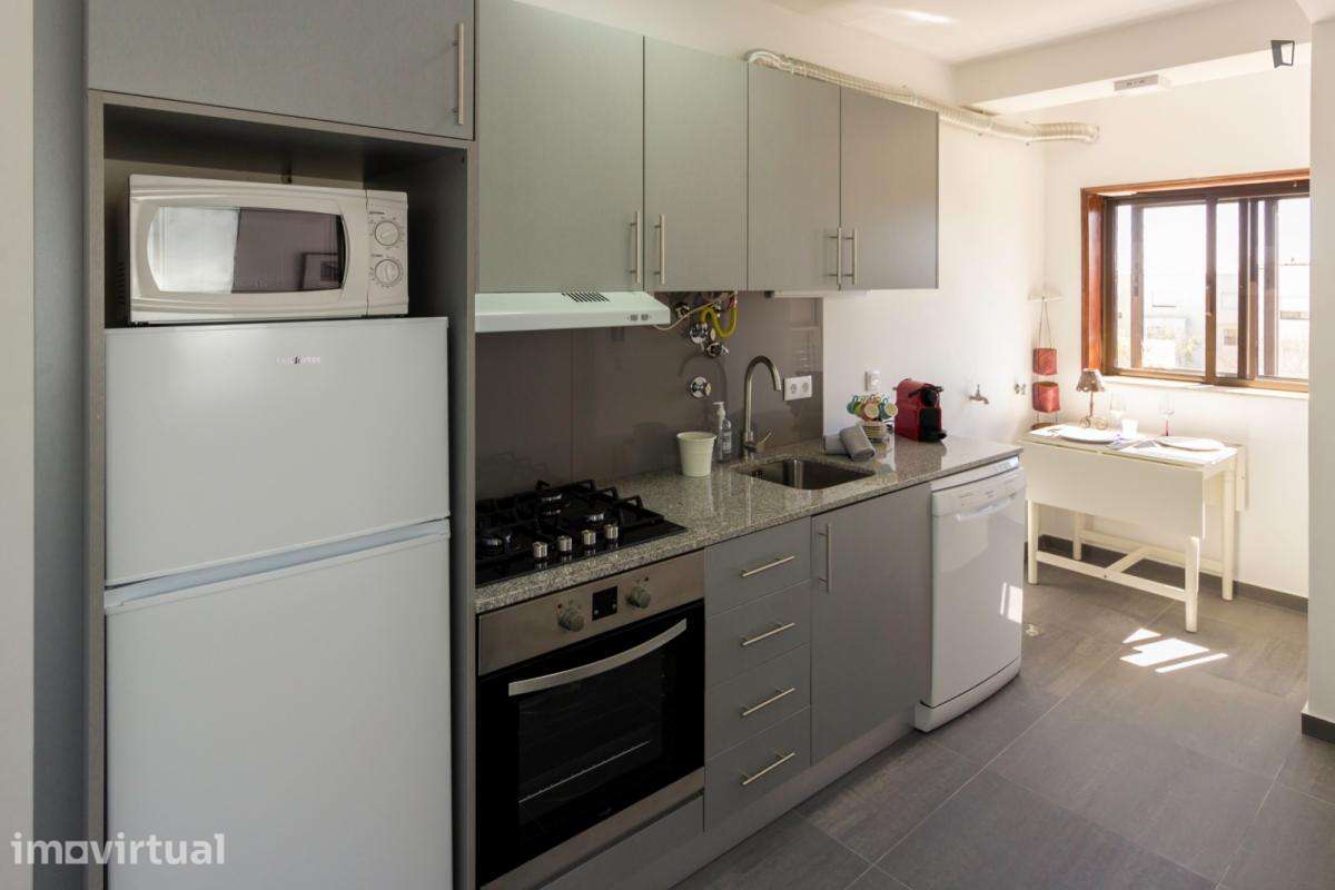 Quarto - localizado em Póvoa de Varzim Porto - Grande imagem: 4/26