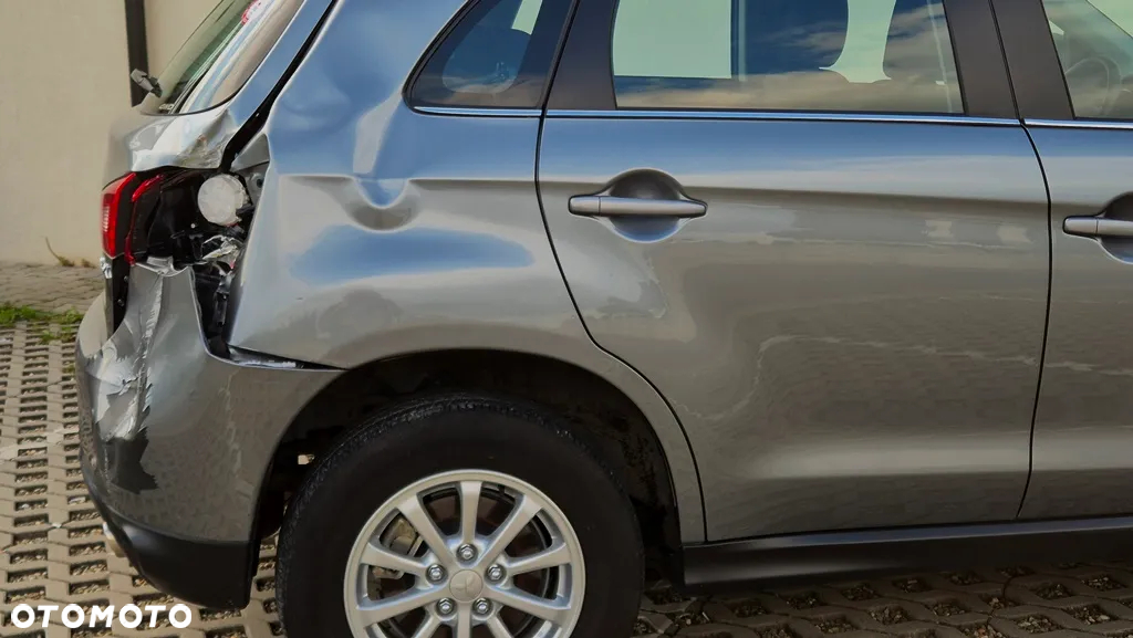 Mitsubishi ASX 1.8 DID Invite 4WD AS&G - 31