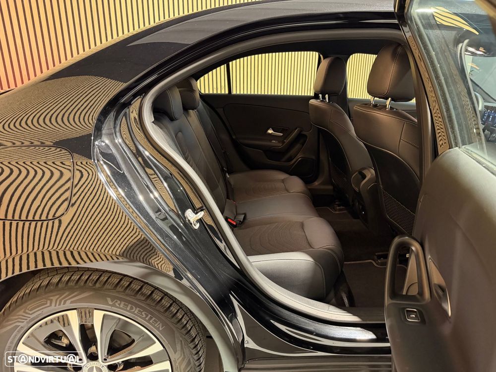 Mercedes-Benz A 250 Limousine e Style Plus - 22