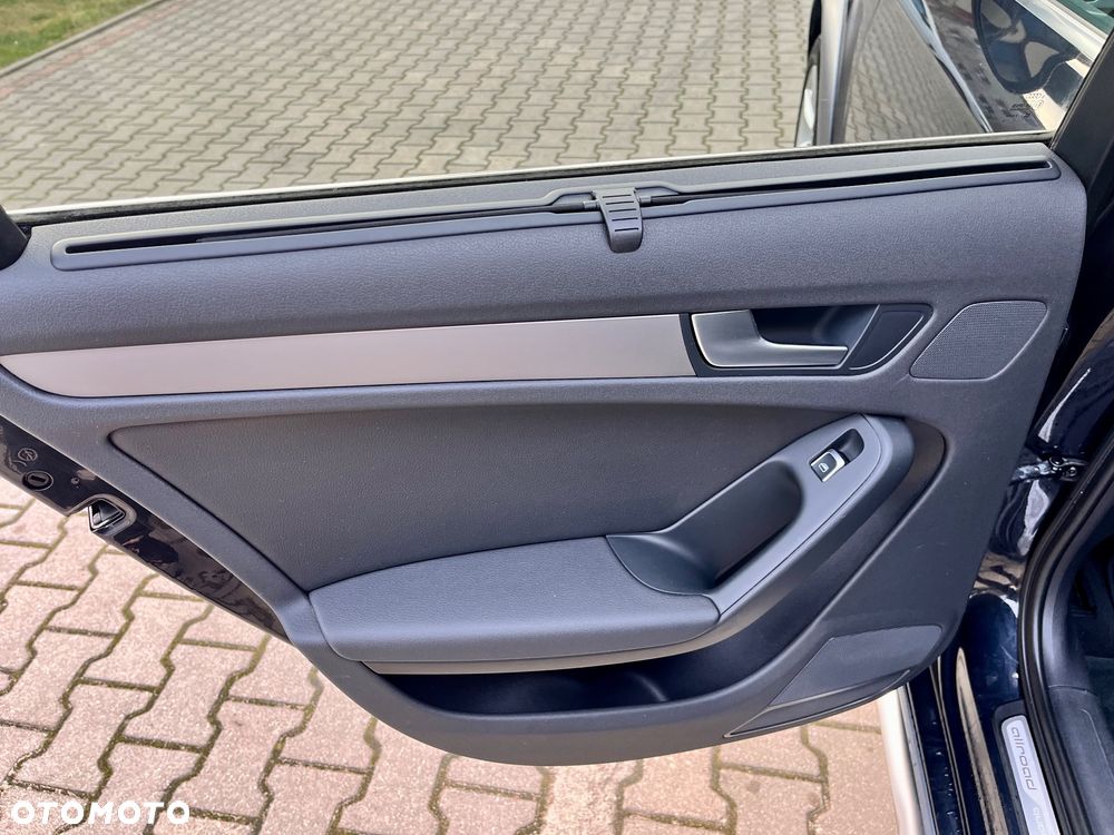 Audi A4 Allroad - 24