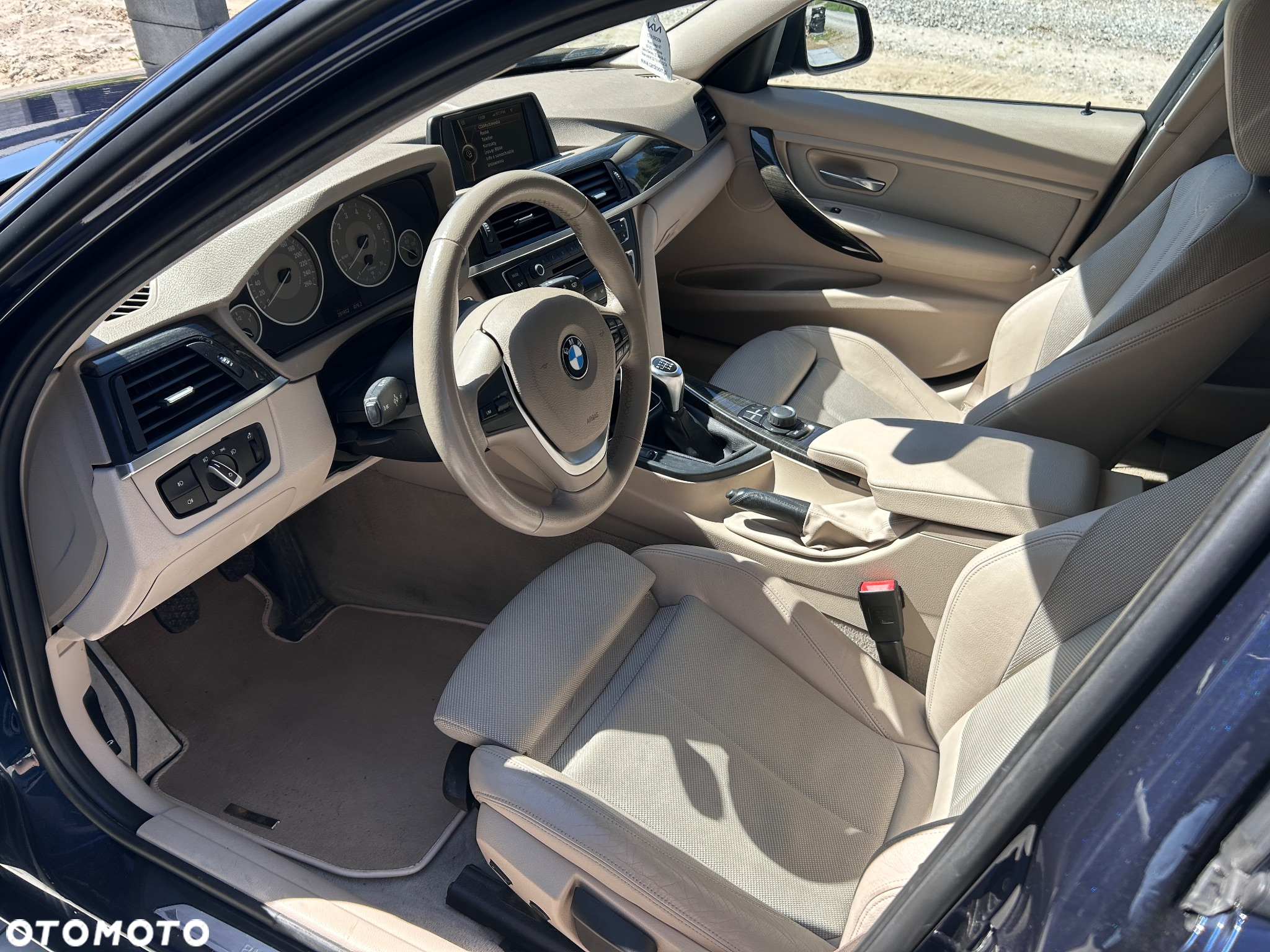 BMW Seria 3 320i Modern Line - 8