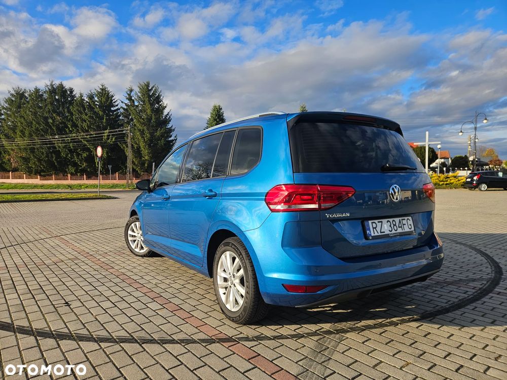 Volkswagen Touran 1.5 TSI EVO Highline DSG - 4