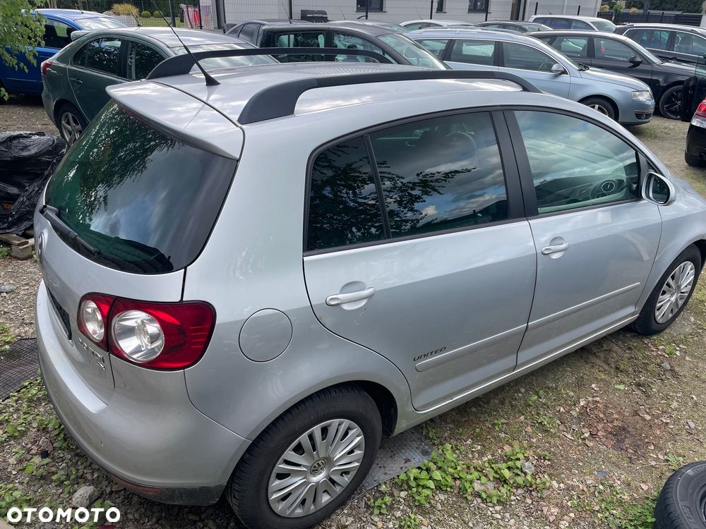 Volkswagen Golf Plus 2.0 TDI DPF United - 9