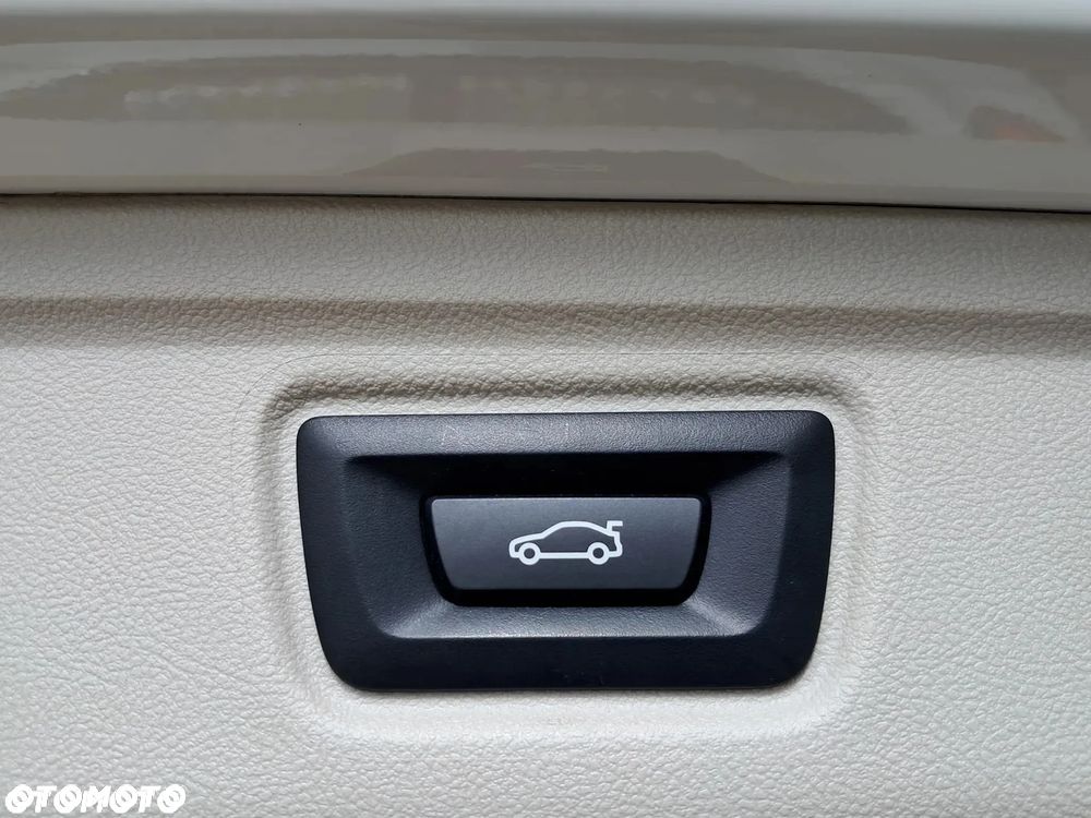 BMW Seria 3 320d Advantage sport - 34