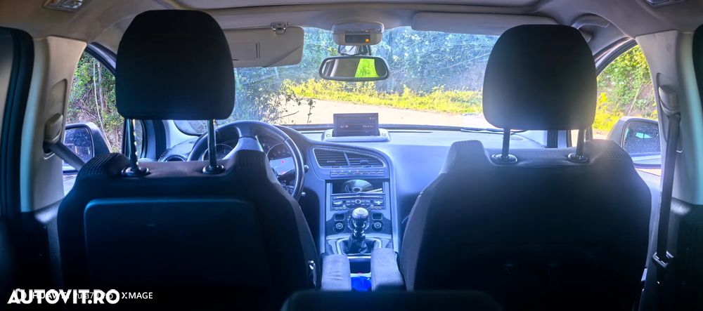 Peugeot 5008 HDI FAP 150 Active - 5