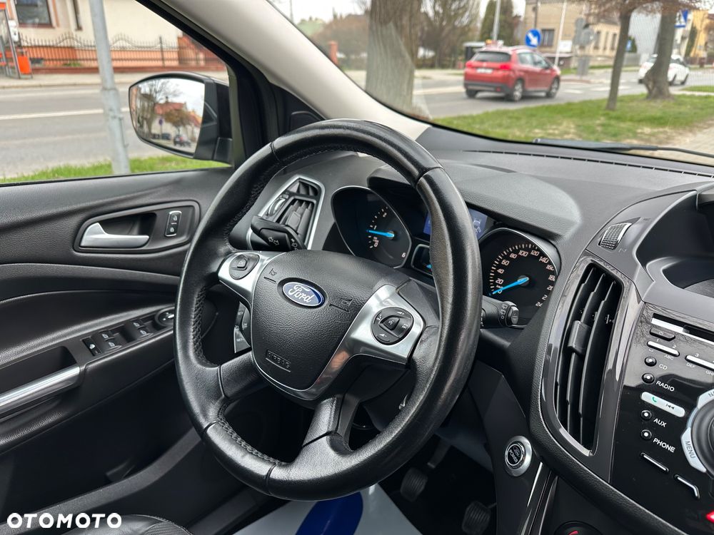 Ford Kuga 2.0 TDCi 4x4 Titanium - 25