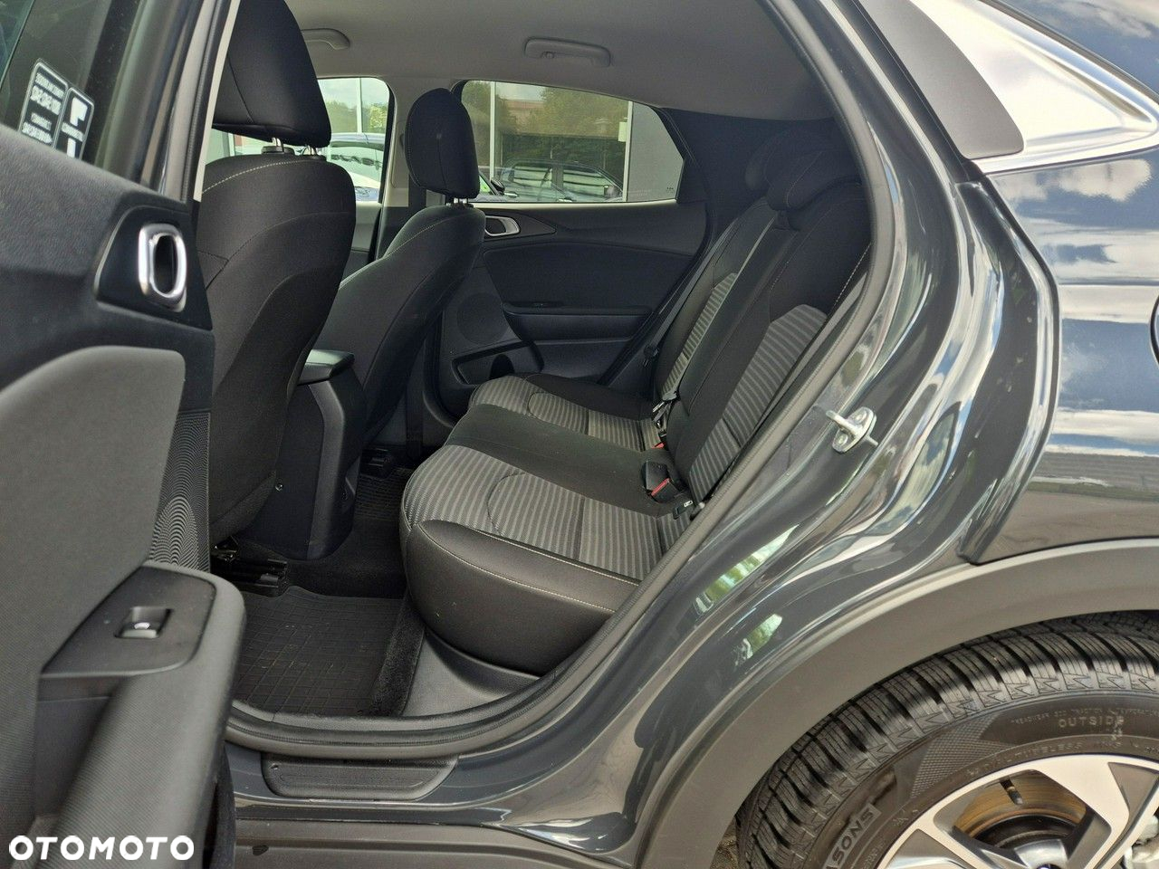 Kia XCeed - 16