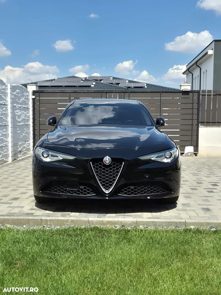 Alfa Romeo Giulia 2.0 Turbo AWD AT8 Veloce - 4