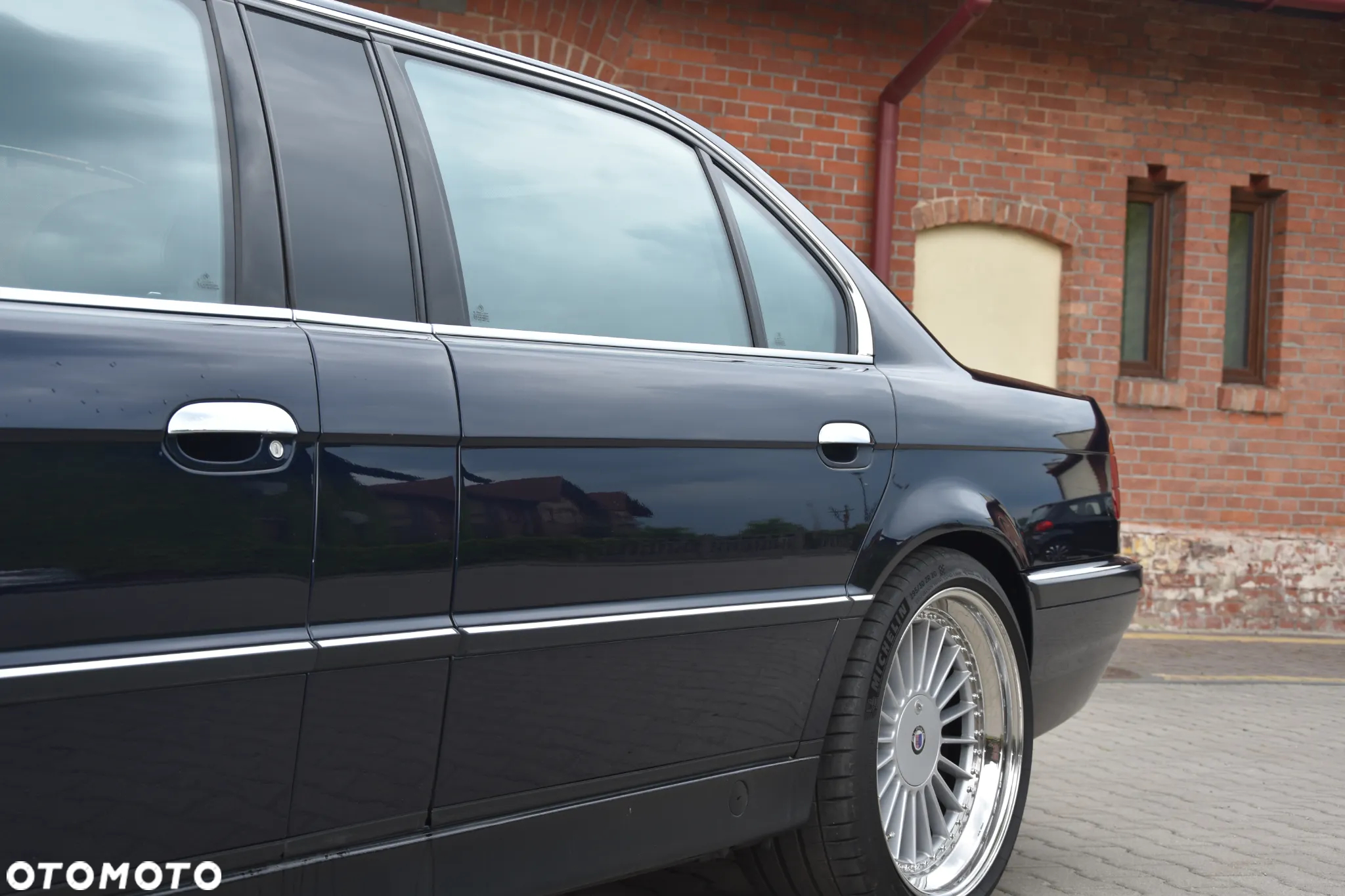 BMW Seria 7 750iL - 9