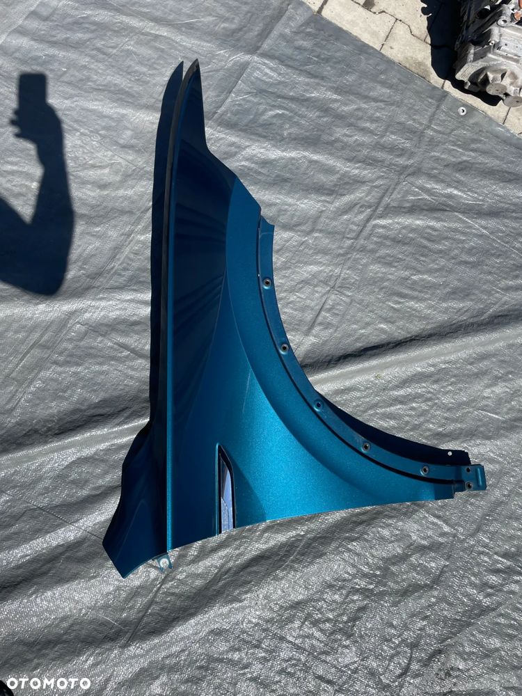 VW TIGUAN II LIFT  błotnik prawy przód LB5J w kolor pod miernik ORYGIANŁ - 1