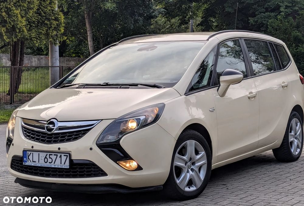 Opel Zafira - 12
