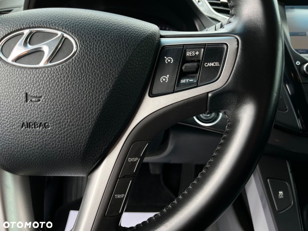 Hyundai i40 Kombi 1.7 CRDi Premium - 13