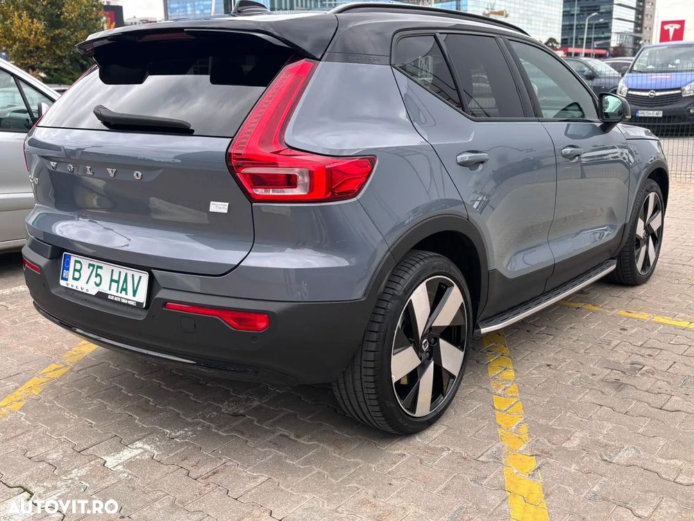 Volvo XC 40 Recharge Twin Motor AWD Plus - 5