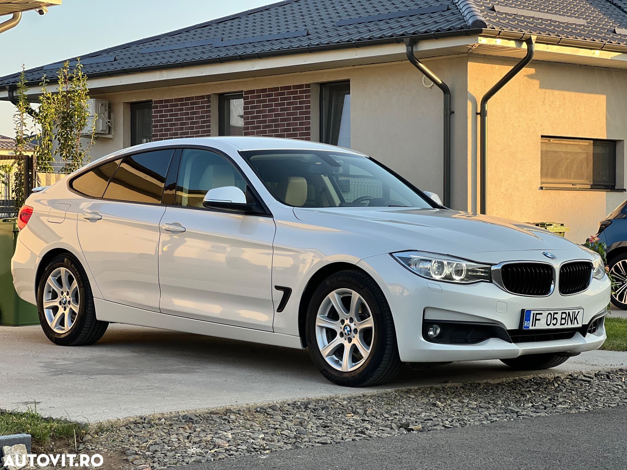 BMW Seria 3 318d - 3