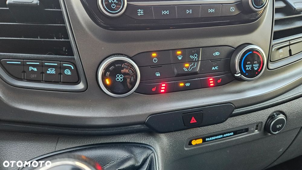 Ford Custom L1 2020 Rok Kamera Webasto Duży Wyświetlacz Hak Led - 21