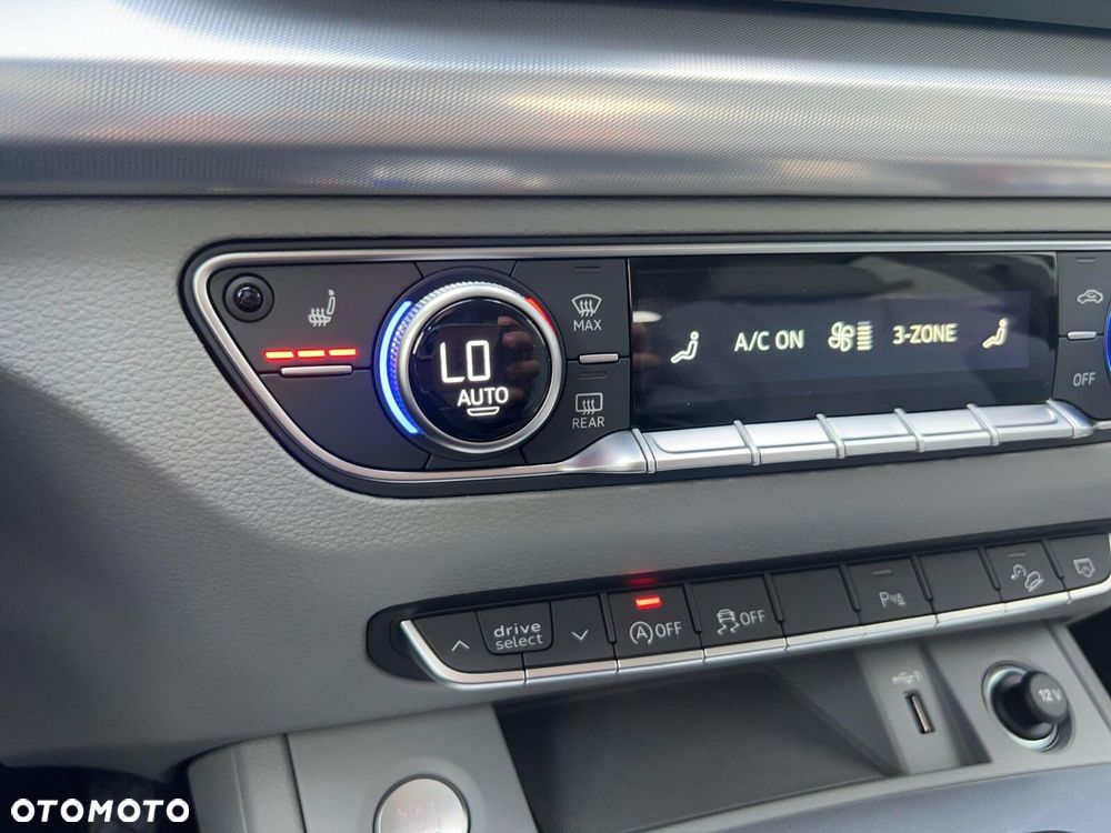 Audi Q5 Sportback - 38