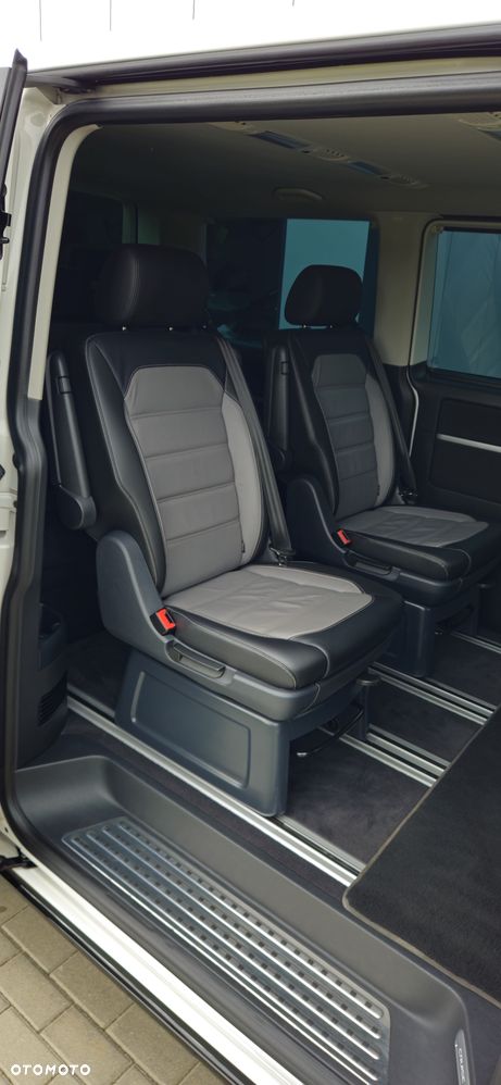 Volkswagen Multivan 2.0 TDI L1 Highline 4Motion DSG - 19