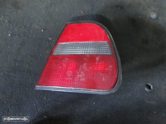 Farol Tras 82468761 LANCIA DELTA 1994 5P DRT YORKA - 1
