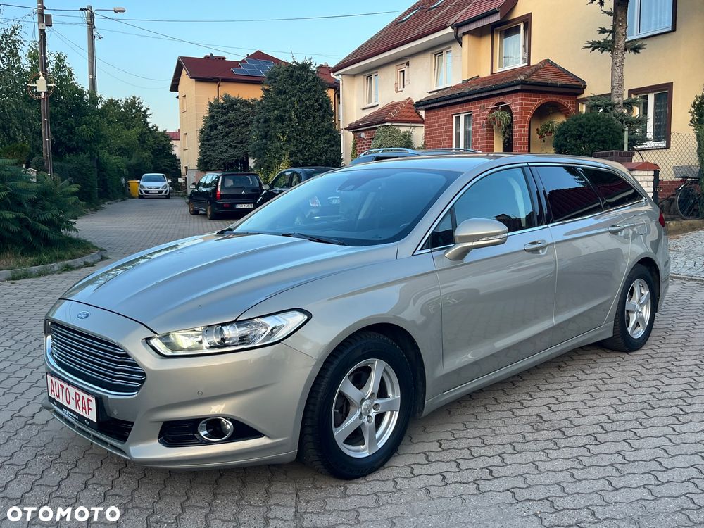 Ford Mondeo 2.0 TDCi STart-Stopp Titanium - 2