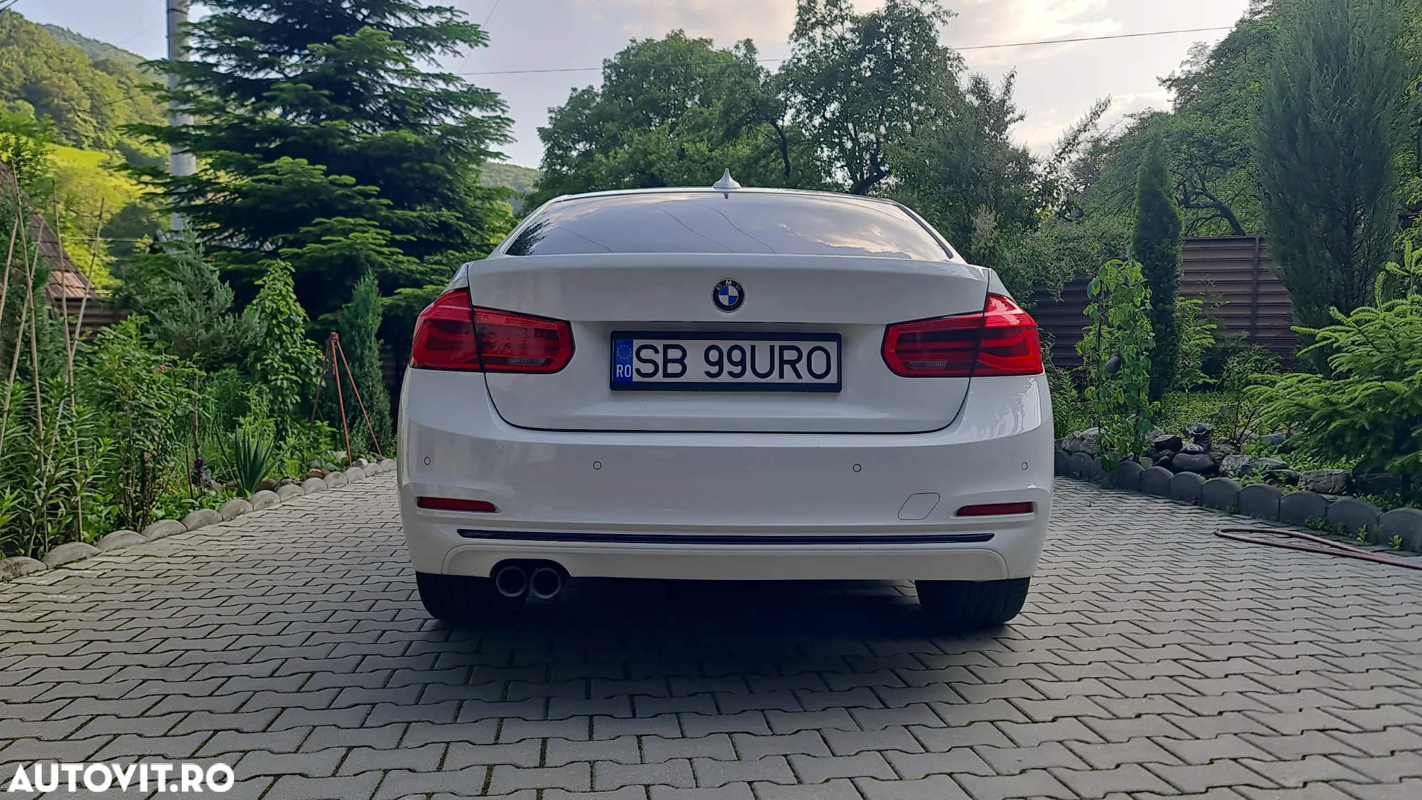 BMW Seria 3 330d Touring xDrive Aut. Advantage - 9