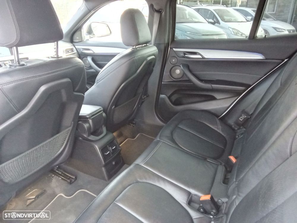 BMW X2 18 d sDrive Auto X Pack M - 15