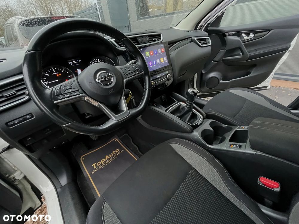 Nissan Qashqai 1.5 dCi N-Connecta - 19