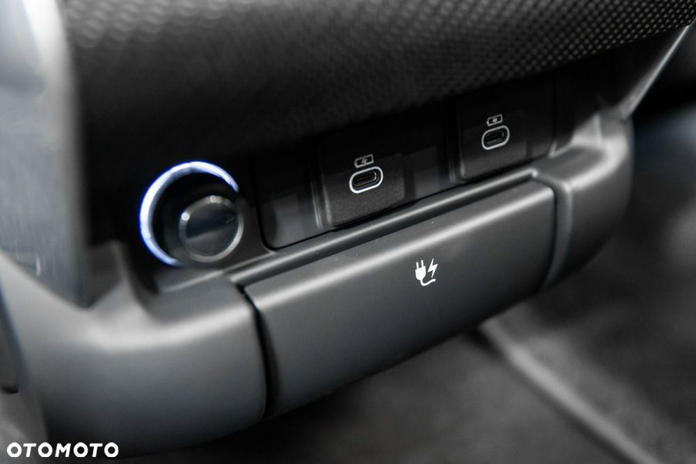 Land Rover Range Rover Sport - 34