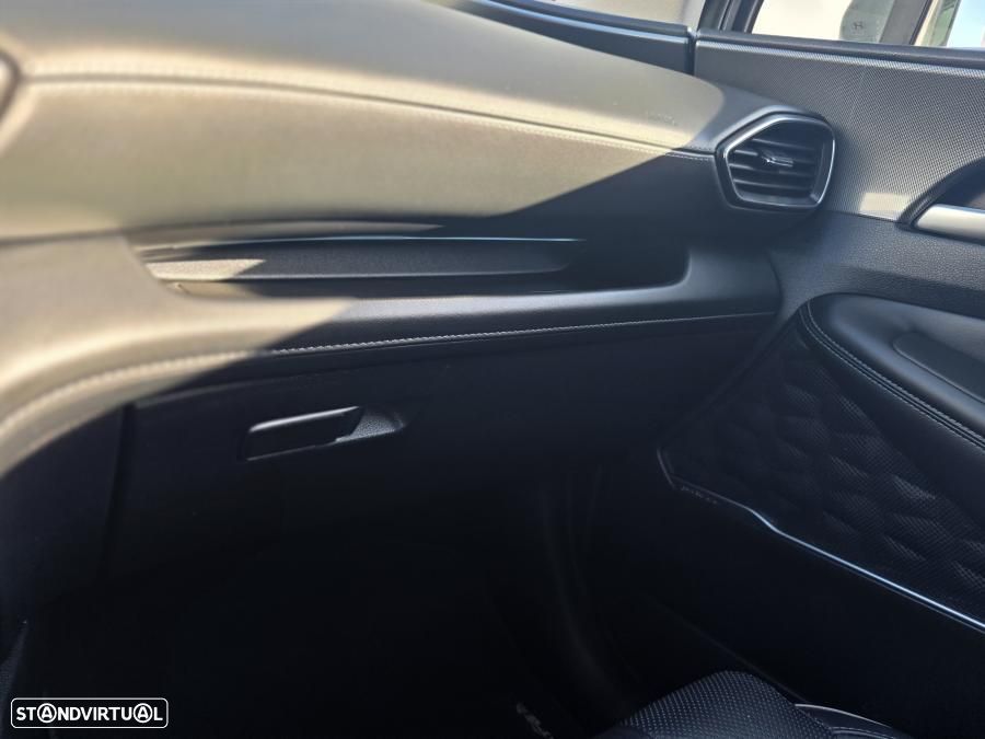 Hyundai Santa Fe 1.6 Plugin-Hybrid 4WD Select - 45