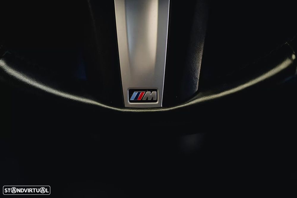 BMW 530 e Pack Desportivo M - 15