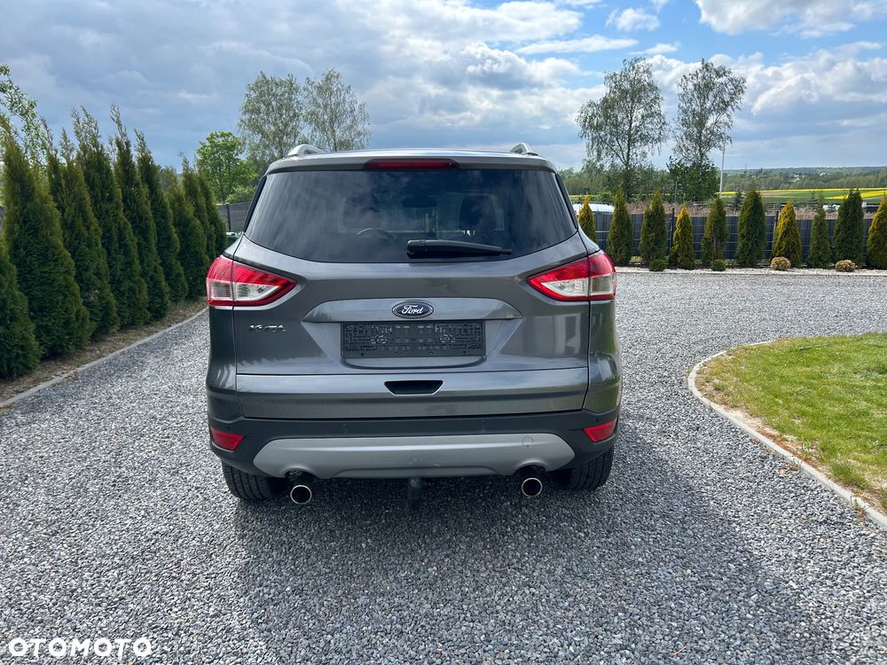 Ford Kuga 2.0 TDCi 4x4 Titanium - 4