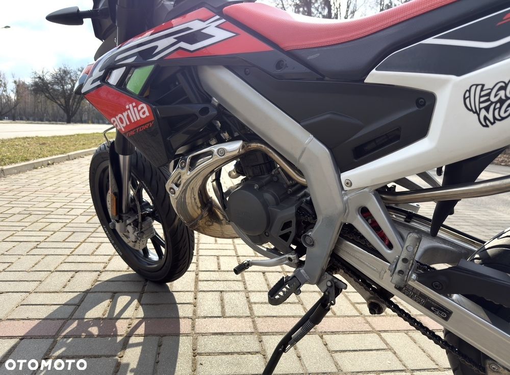 Aprilia SX - 9