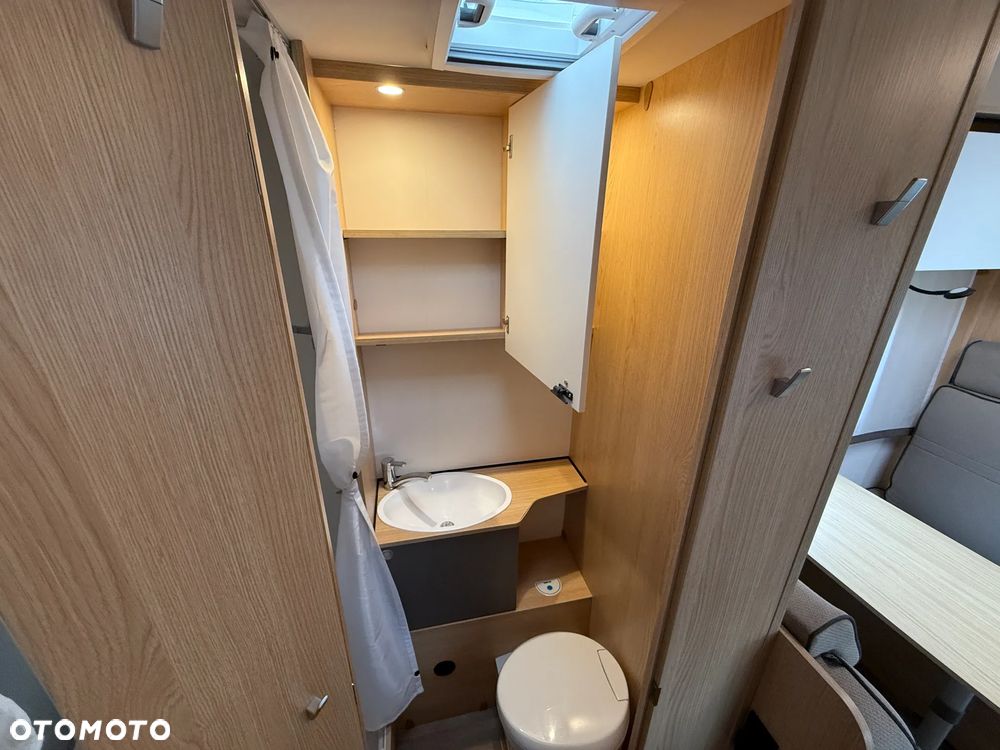 LMC Tourer A690 6OS 140KM FV23% WCC - 19