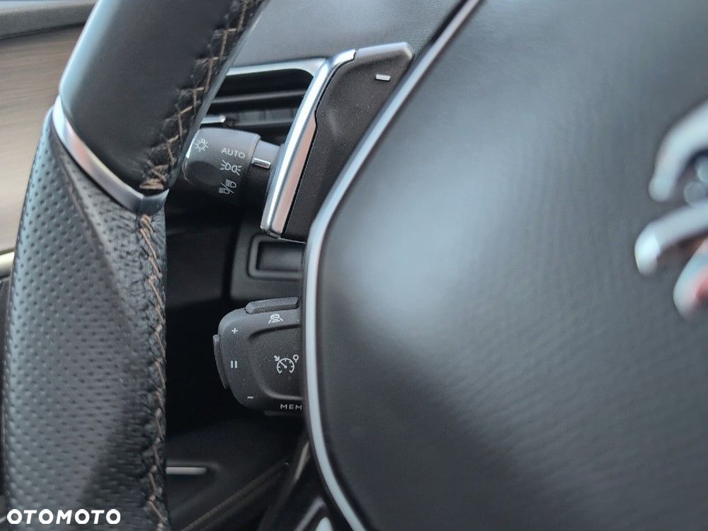 Peugeot 3008 1.6 PureTech Hybrid4 PHEV GT S&S EAT8 - 30