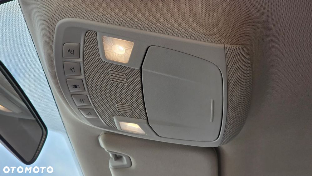 Ford Fusion - 28