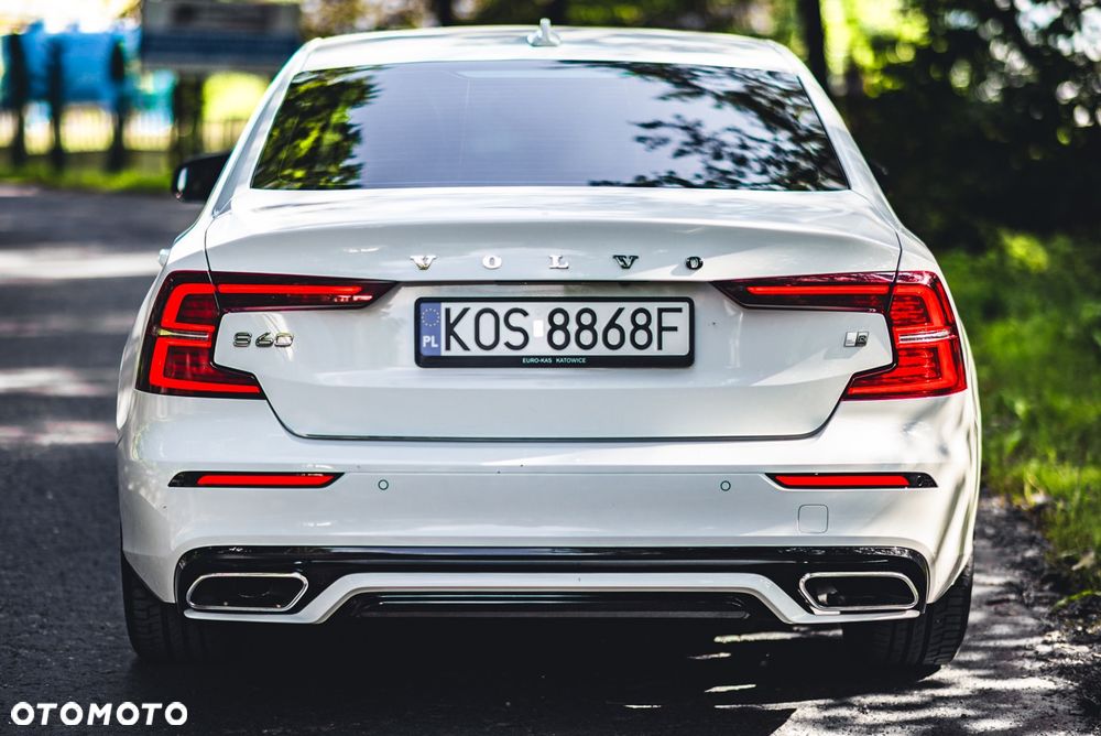Volvo S60 T4 R-Design - 14