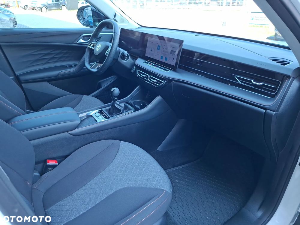 MG HS 1.5 T-GDI Excite - 37