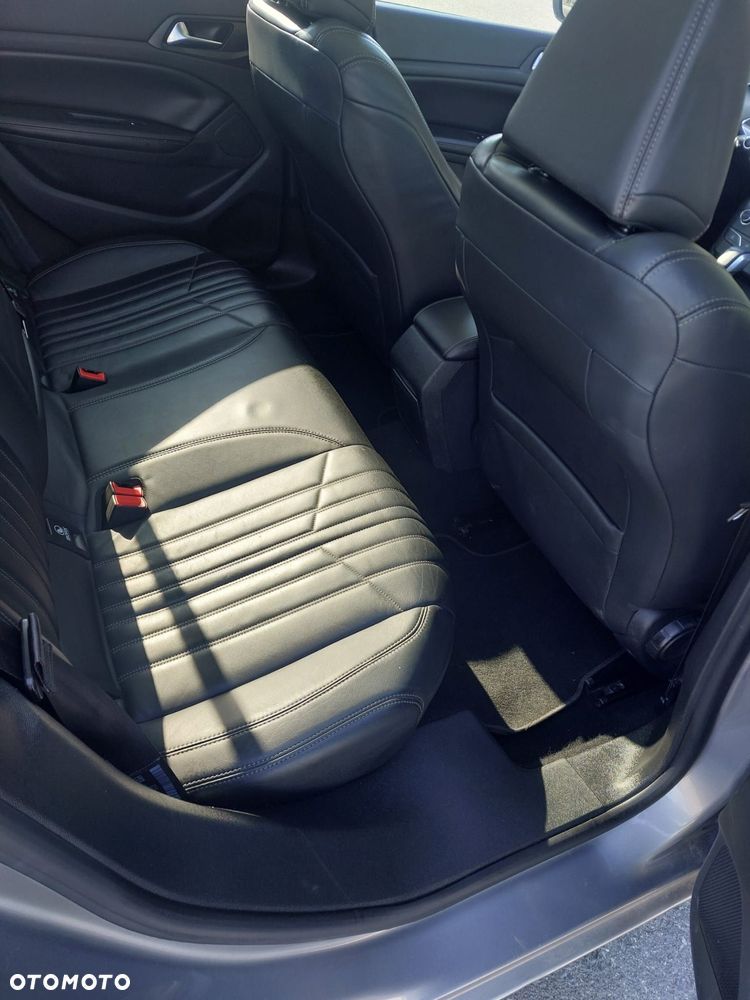 Peugeot 308 BlueHDi FAP 150 EAT6 Stop & Start Allure - 13