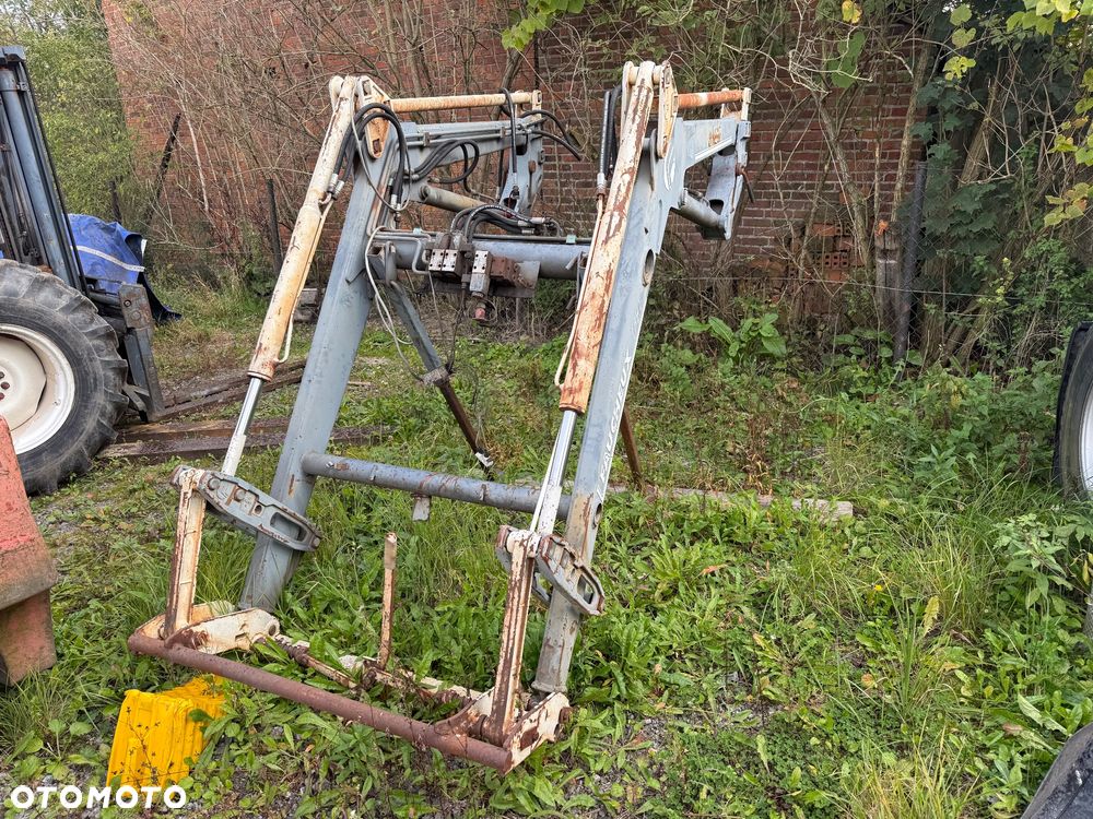 John Deere 6300 / NISKIE MOTOGODZINY / NOWE OPONY / ŁADOWACZ PRZEDNI / DODATKOWY OSPRZĘT / Z FRANCJI / STAN BDB / / / - 33