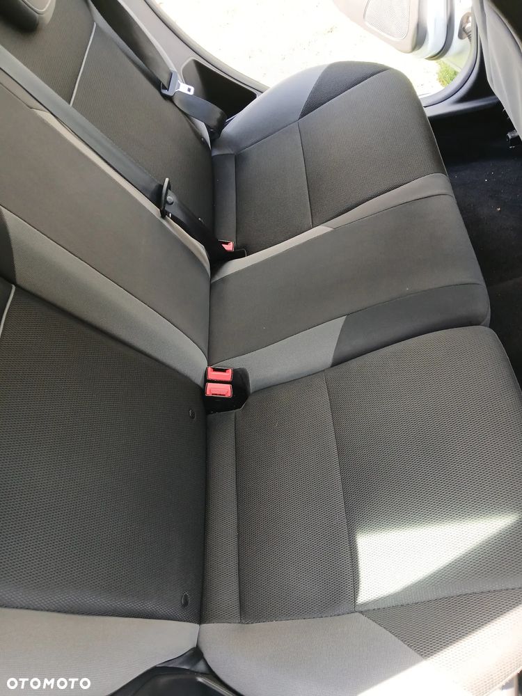 Ford Focus 1.6 TDCi DPF Start-Stopp-System Trend - 15