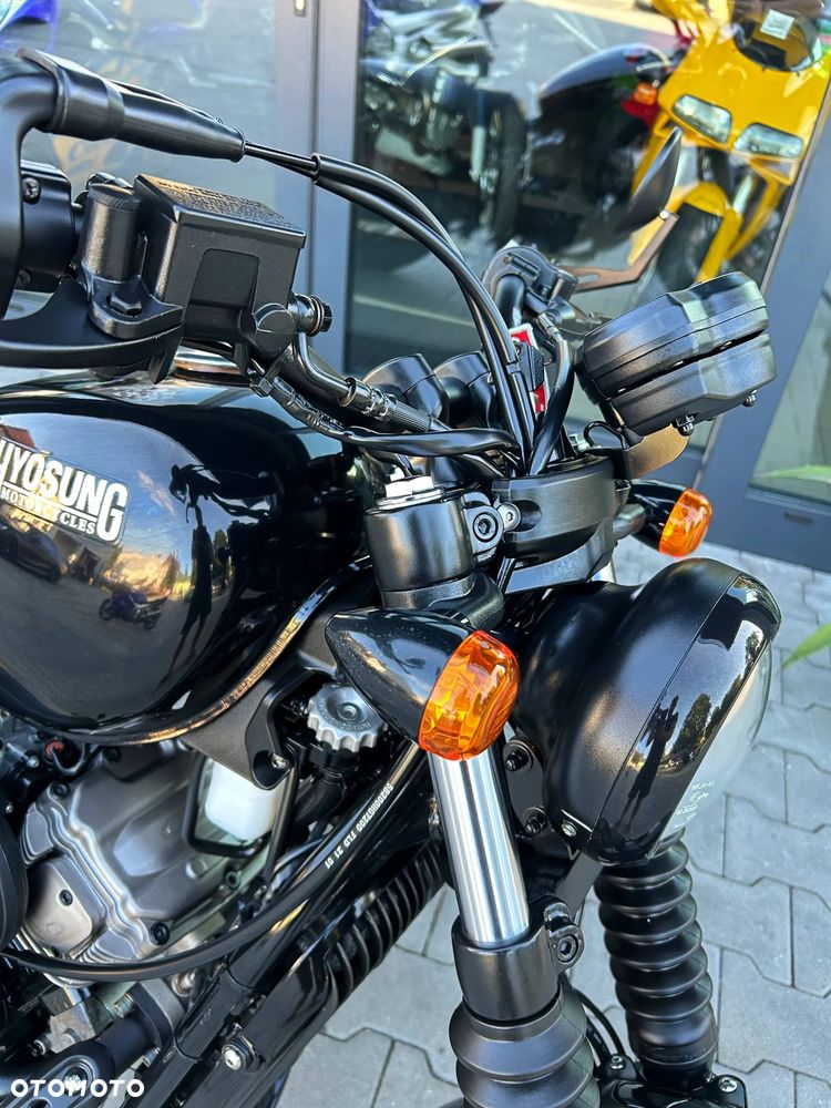 Hyosung GV - 24
