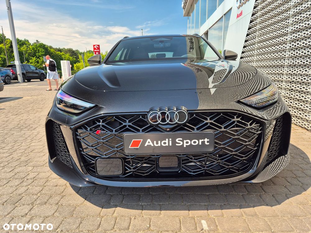 Audi RS5 Avant - 12