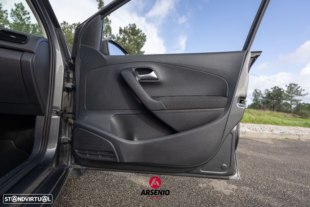 VW Polo 1.4 TDi BlueMotion - 34